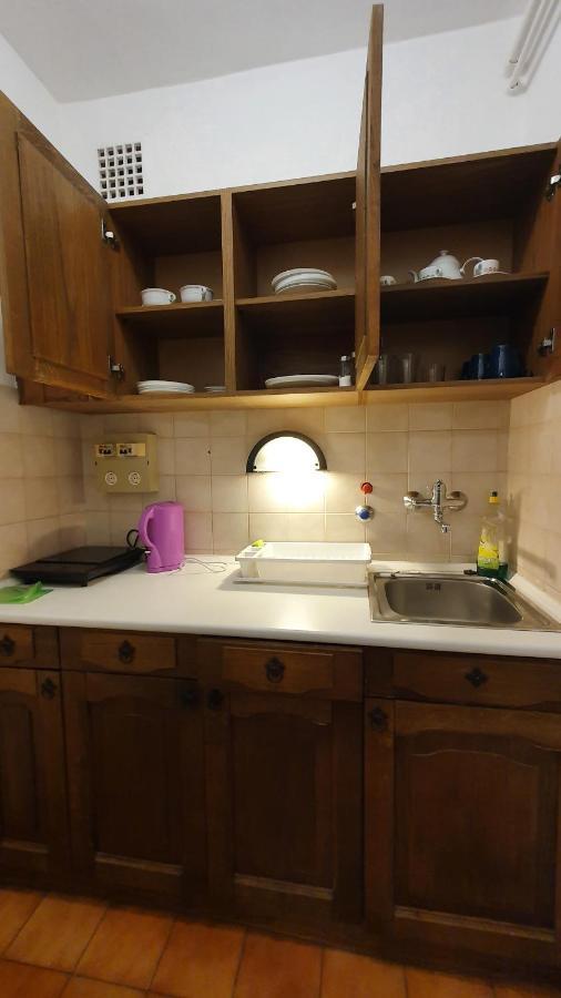 Harmonia Apartmanhaz Balatonlelle Exterior foto