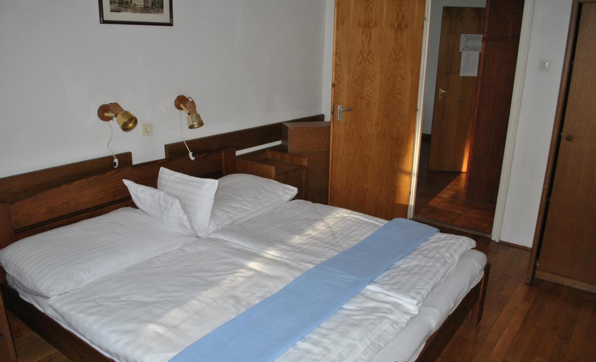 Harmonia Apartmanhaz Balatonlelle Cameră foto